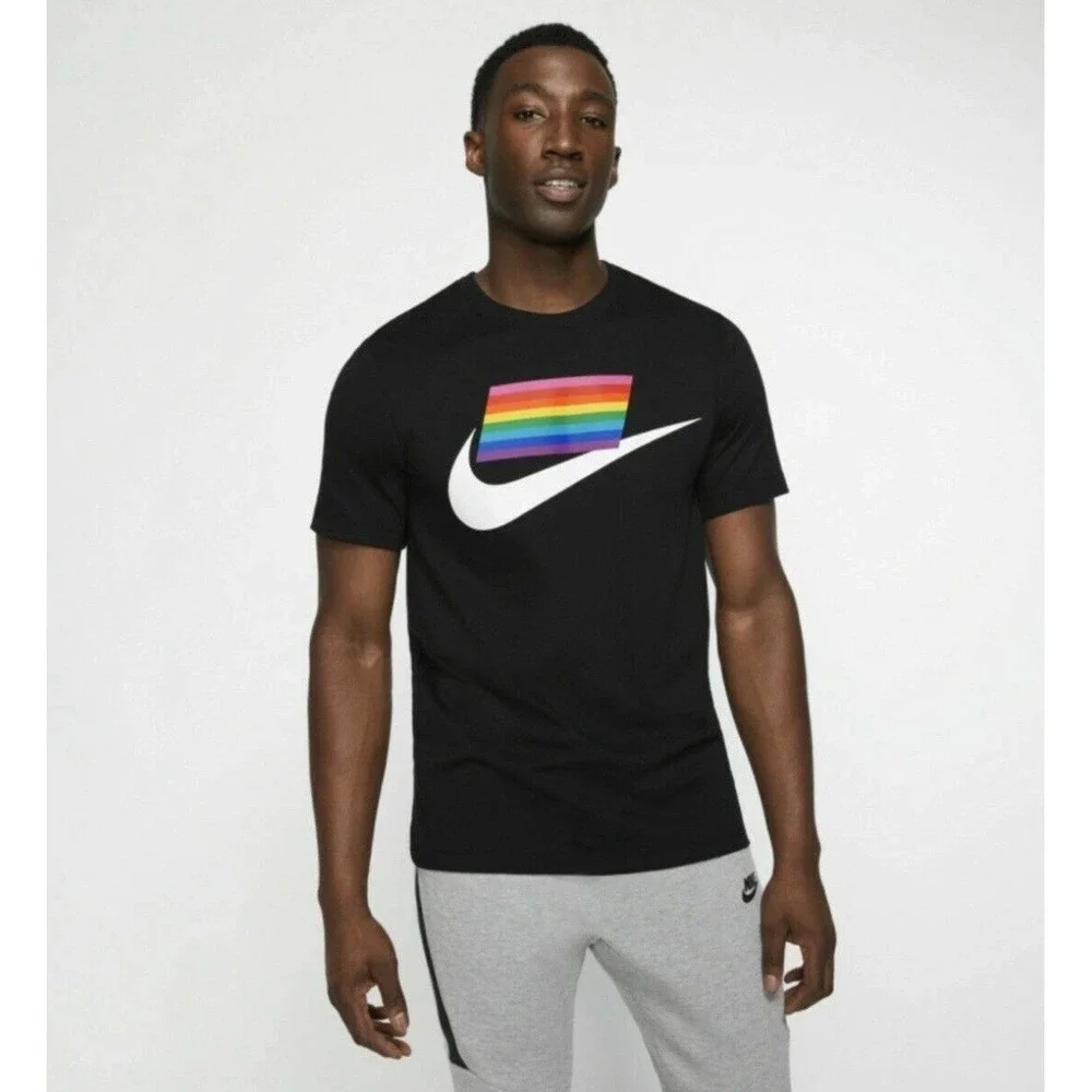 Nike BeTrue Gay‎ Pride LGBTQ MultiColor Rainbow Flag Tee Shirt Men XXL B6